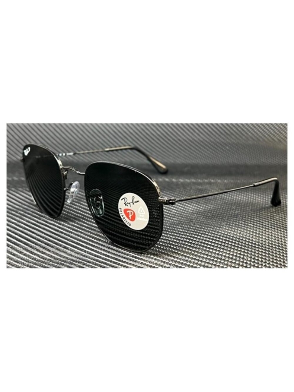 New Ray-Ban Men  Black Sunglasses  54- 21- 145